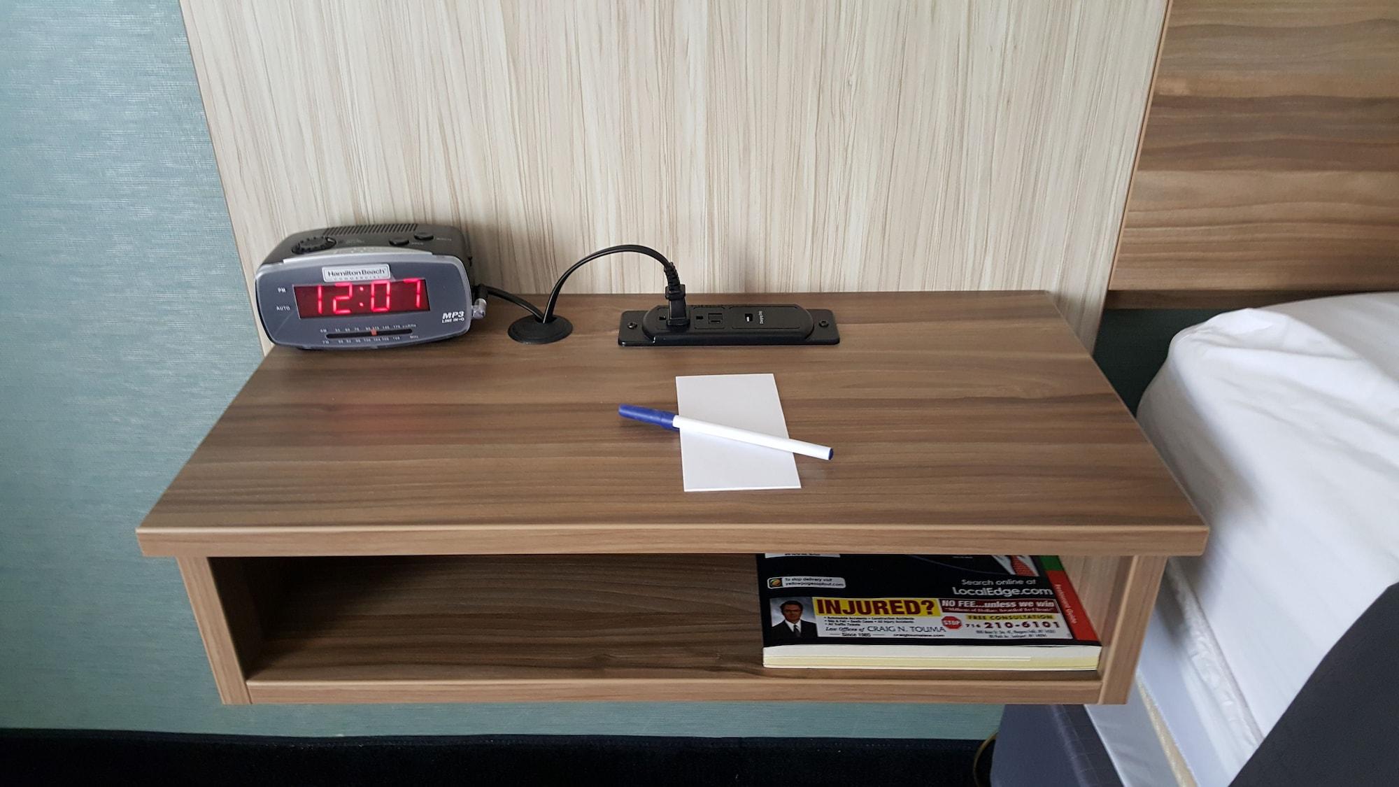 Aartpark Hotel Inn At Lewsiton Lewiston Bagian luar foto