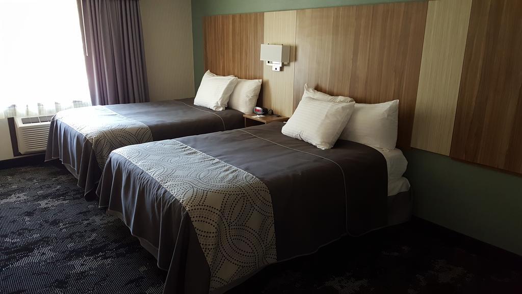 Aartpark Hotel Inn At Lewsiton Lewiston Bagian luar foto